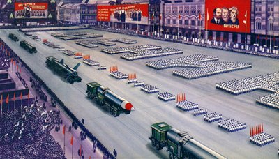 メーデー、ロシア 作： English School